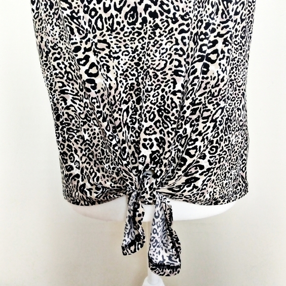Adrianna Papell Leopard Print Sleeveless Blouse - Picture 5 of 9